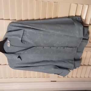 Size 26/28 very pretty top worn once